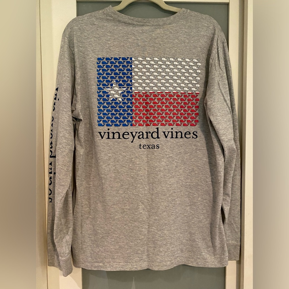 Vineyard Vines Texas size M